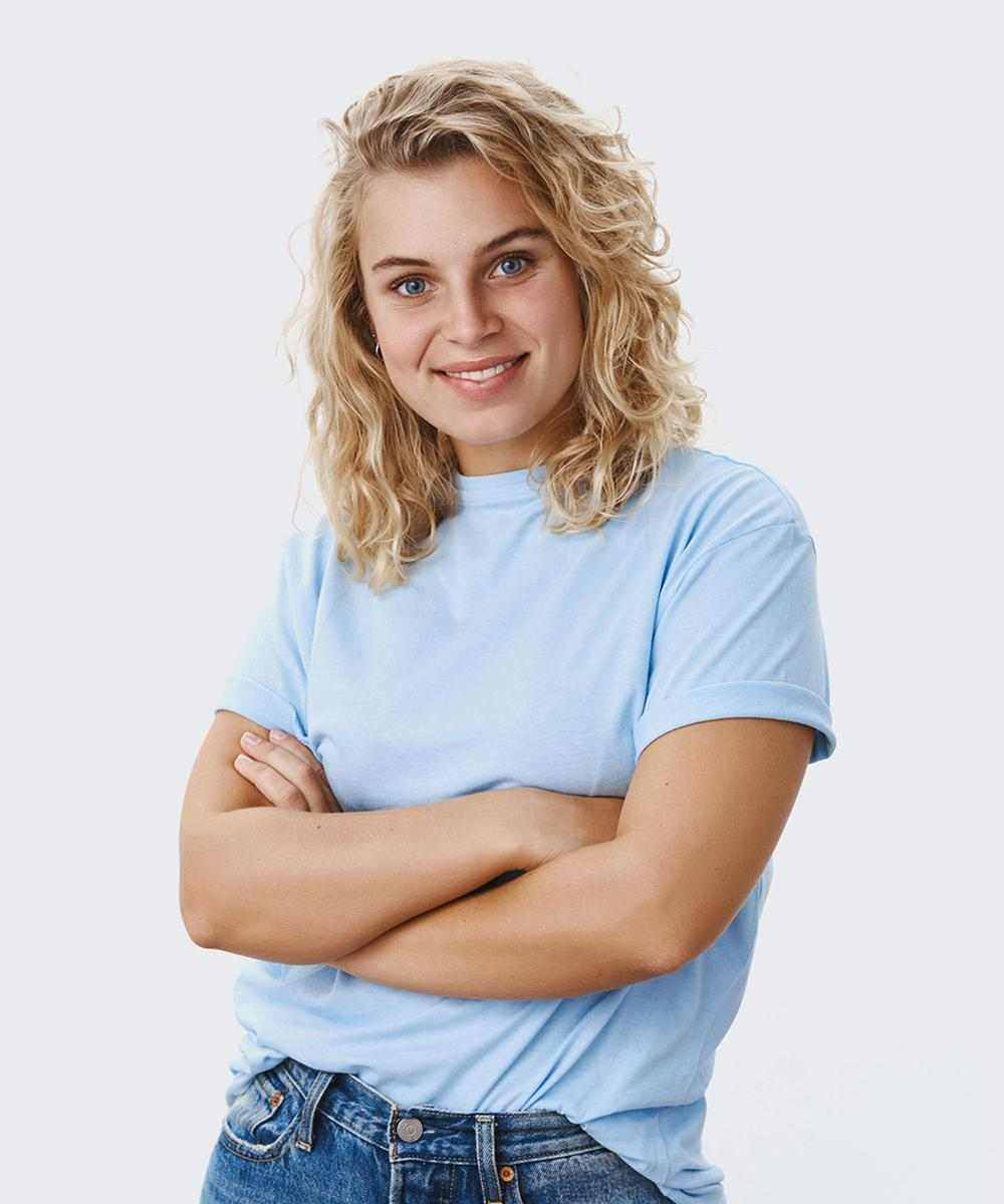 Алова Элеонора